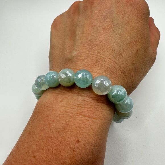12mm faceted "Aquamarine" stone stretchy bracelet, size 7 - Picture 15 of 15
